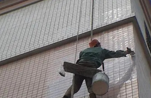 灌阳卫生间漏水维修公司分享下灌阳外墙防水的必要性。